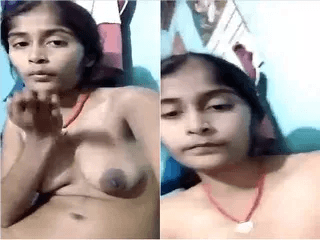 Cute Village Girl Shows her Boobs and Pussy
