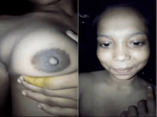 Desi Village Girl Shows her Boobs and Pussy