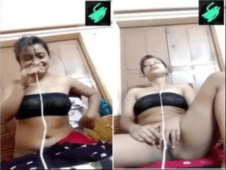 Super Hot Desi Girl Showing Her Nude Body And Blowjob Part 2