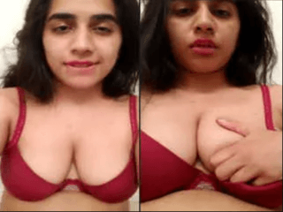 Horny Desi girl Shows her Pussy Part 1