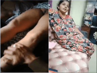 Desi Bhabhi Pussy Video Record