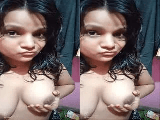Super Cute Look Desi Girl Showing Her Boobs and Pussy Part 5